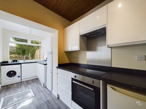 Photo 19- click for photo gallery